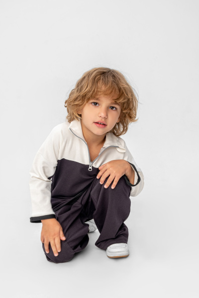 8fe5d513-e656-4b7d-a17b-592c6f0e807b